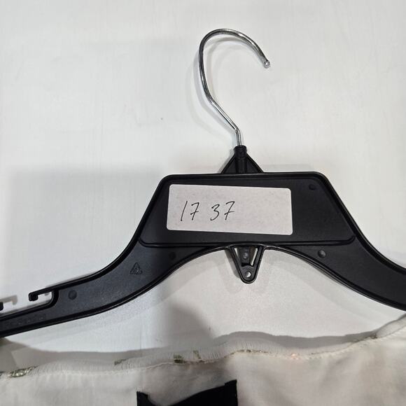 MAJORELLE Emerson Top in White Field - Picture 11 of 11